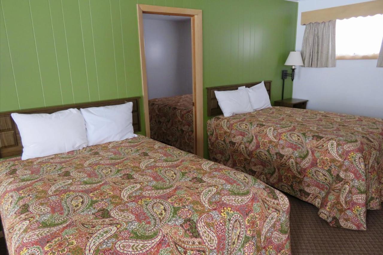 Cedars Motel Айронвуд Экстерьер фото