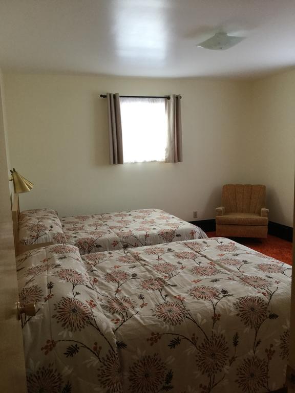 Cedars Motel Айронвуд Экстерьер фото