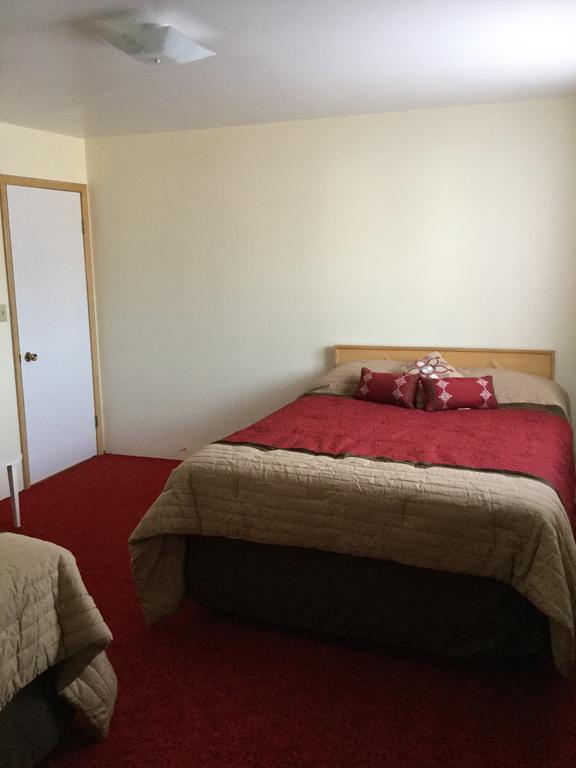 Cedars Motel Айронвуд Экстерьер фото