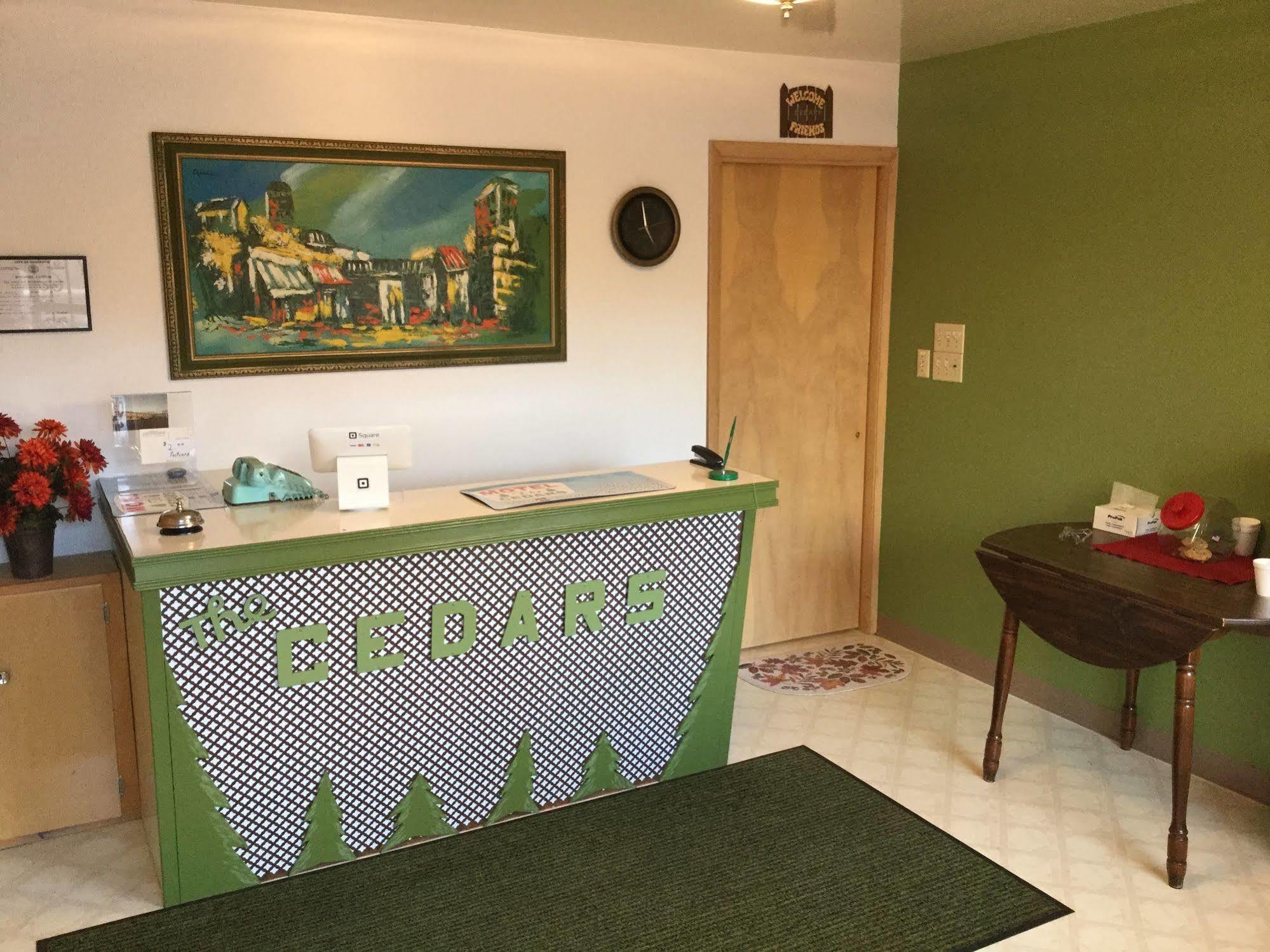 Cedars Motel Айронвуд Экстерьер фото